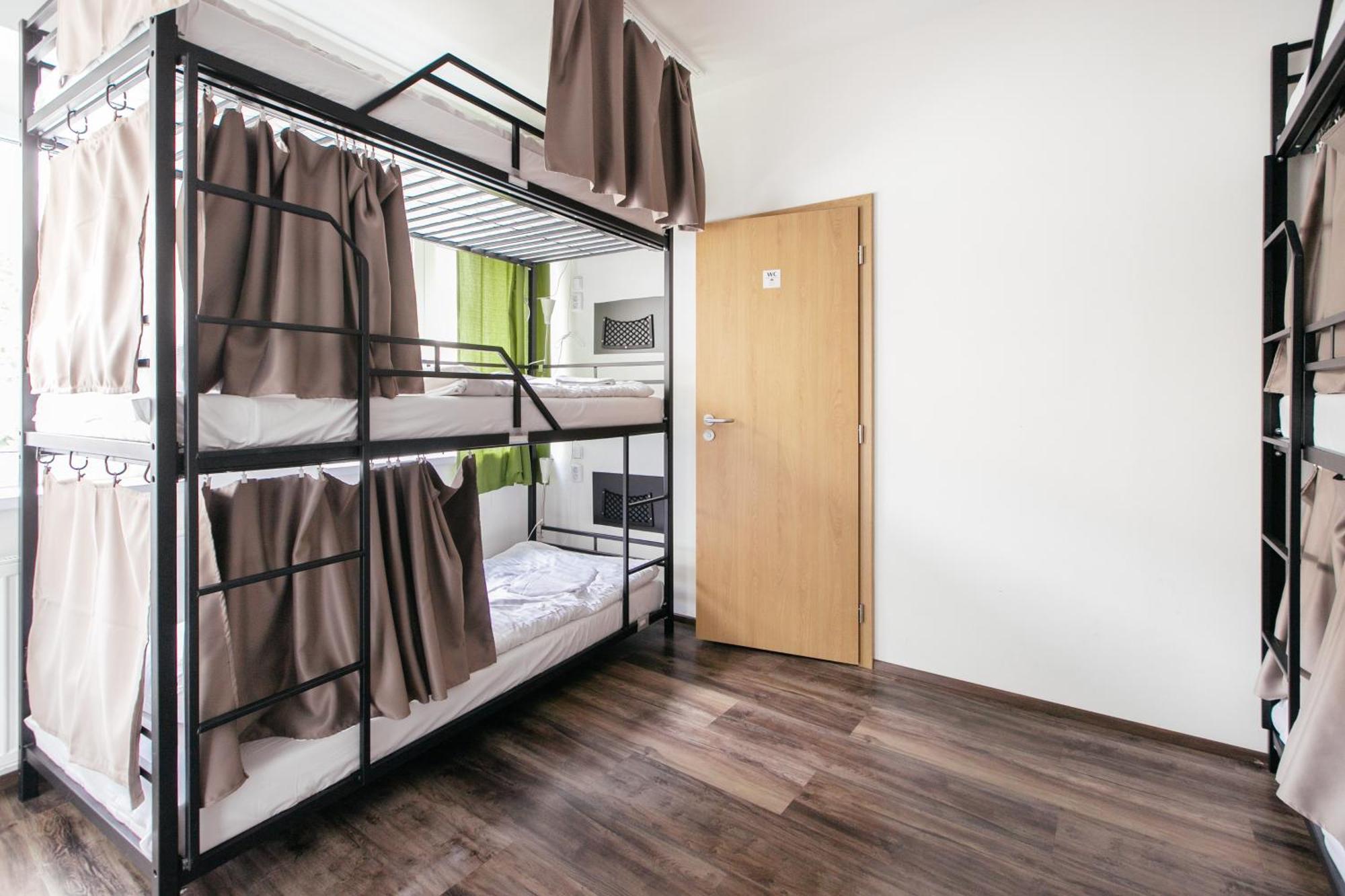 Hostel Mandarinka Prague Ngoại thất bức ảnh