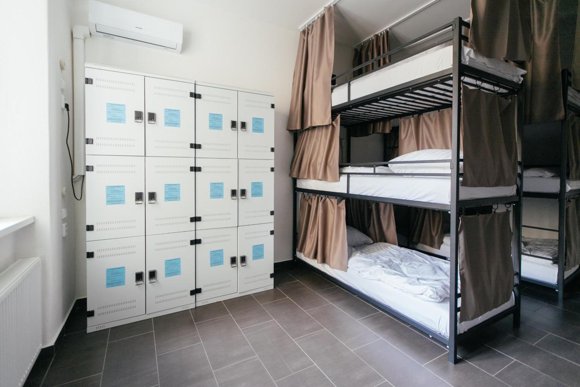 Hostel Mandarinka Prague Ngoại thất bức ảnh