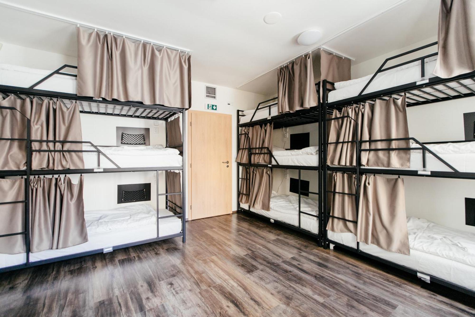 Hostel Mandarinka Prague Ngoại thất bức ảnh